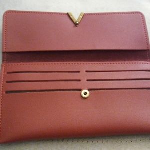 Red wallet